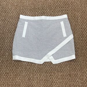 BANANA REPUBLIC SKIRT SIZE 8